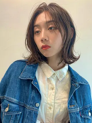 ミディアム stair : case 武蔵小杉店所属・米澤 由衣のヘアスタイル