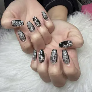 ネイル Michi_Nails_Salon所属・Michi Nail Staffのネイルデザイン