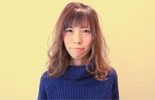 セミロング soins de   MaLily所属・soins de MaLilyのヘアスタイル