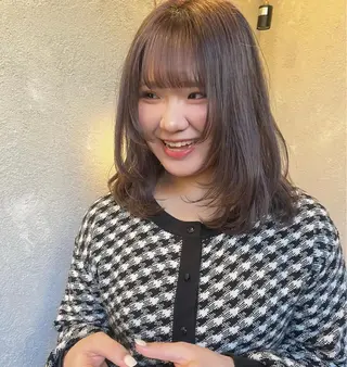 ミディアム 鳳／美容室 chinaのヘアスタイル