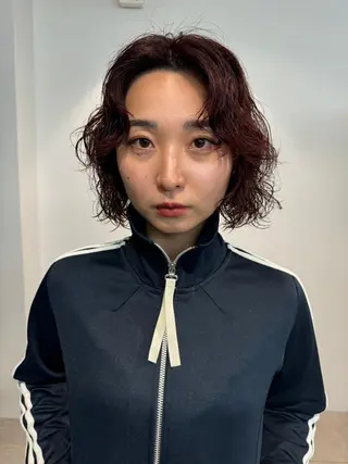ショート カラー パーマ CEINE OURのヘアスタイル