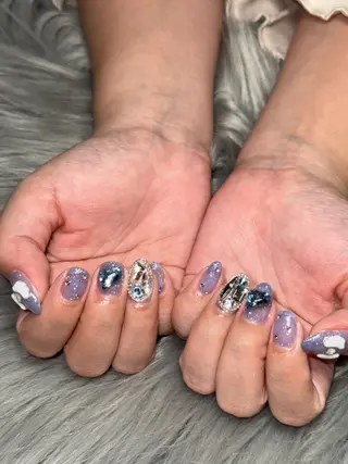 ネイル Momoka 🍑🎀のネイルデザイン