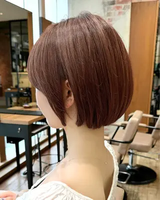ショート カラー 💍新宿ショート 💍岩田莉奈のヘアスタイル