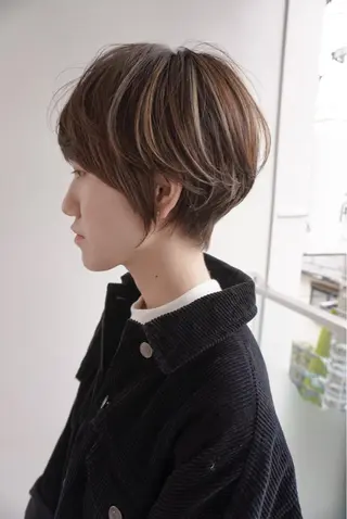 ショート カラー ショート/レイヤー なら石井知希のヘアスタイル