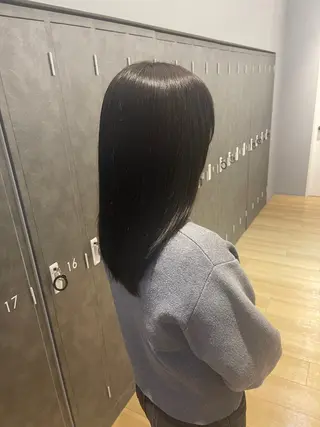 カラー GIEN Nu+ 中谷 翔のヘアスタイル