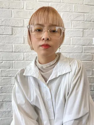 ショート カラー ヘアアレンジ 🧨ブリーチー×ボブ レイヤー💎じゅえるのヘアスタイル