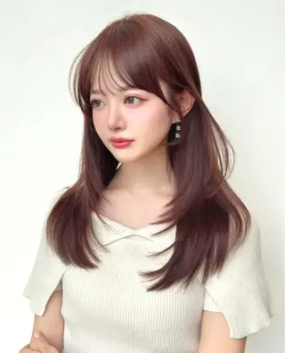 ミディアム レイヤーカット/ 顔まわり/アオイのヘアスタイル