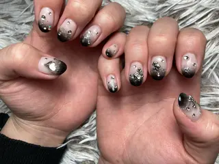 ショート ネイル ✴︎ Delightのネイルデザイン