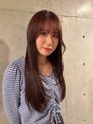 ロング AREND所属・AREND hinanoのヘアスタイル