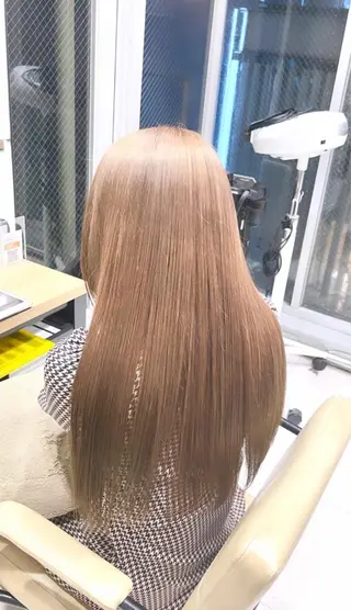ロング カラー ハッシュカット レイヤー池袋のヘアスタイル