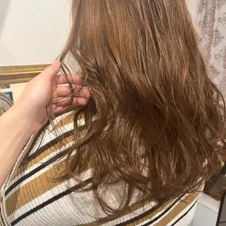 ロング ヘアアレンジ ナチュラル暖色カラー 🤎 佐藤栞のヘアスタイル