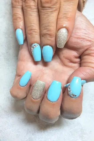 ネイル CHOUETTE所属・CHOUETTE MIOのネイルデザイン