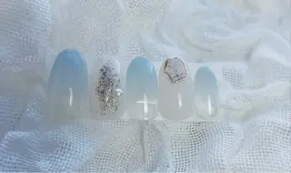 ネイル salon de merci所属・若林 明美のネイルデザイン