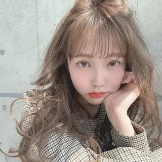 セミロング カラー ヘアアレンジ Alea by  little横浜所属・💞あざと可愛い💞 児玉大地のヘアスタイル