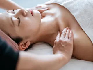 【肌質改善・リフトアップ専門店】セラピックエステ美極所属・羽賀 茉衣子のエステ・リラクイメージ