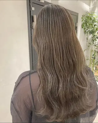 ロング カラー ヘアアレンジ エグチ アキラのヘアスタイル