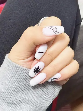 ネイル 閨匠 ビューティサロンのネイルデザイン