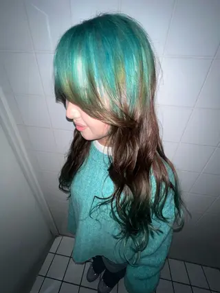 ロング 💥ウルフカット デザインあんな💥のヘアスタイル