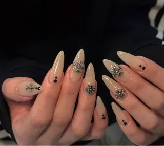 ネイル nini niniのネイルデザイン