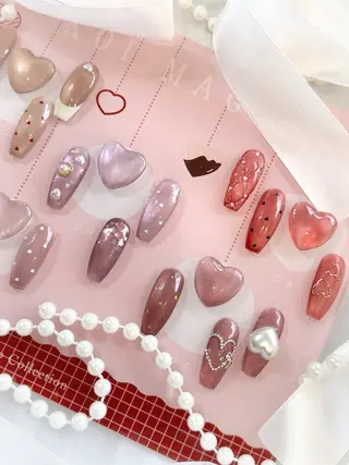 ミディアム Nailsalon M-crystalのネイルデザイン