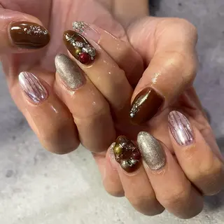 ネイル mahalo nail salon所属・野々山 亜美のネイルデザイン