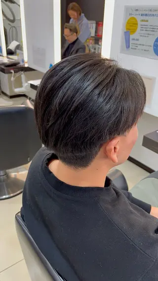 ショート メンズ 吉田 隆之介のヘアスタイル