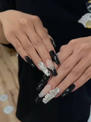 ネイル Kaka_ パラジェル、長さだしのネイルデザイン