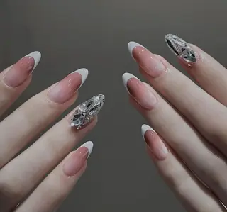 ネイル Tini ANA.CHUOのネイルデザイン