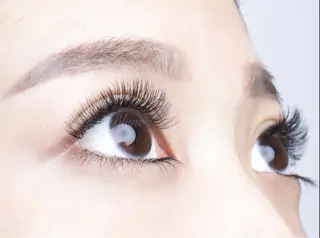 マツエク・マツパ 中村 陽香の眉毛・アイブロウイメージ