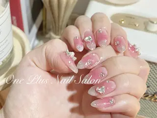 ネイル One Plus Nail Salonのネイルデザイン
