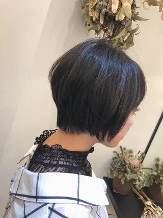 カラー 中澤 美緒のヘアスタイル