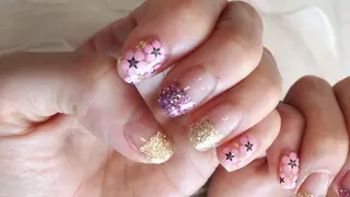 ネイル ネイル ティアラのネイルデザイン