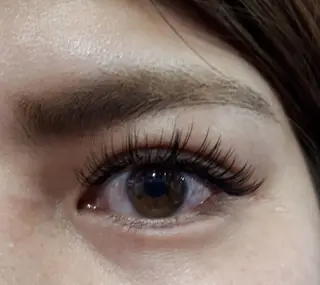 マツエク・マツパ BODY BRAND Vi +のマツエク・マツパデザイン