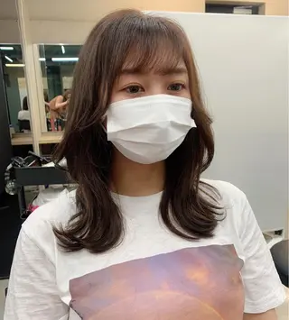 ミディアム カラー 透明感/オリーブ/ グレージュ/YUKAのヘアスタイル