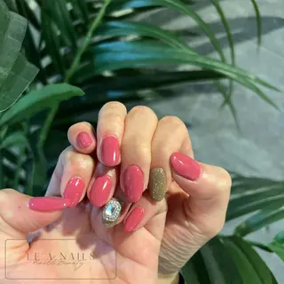 ネイル LE'A NAILSのネイルデザイン