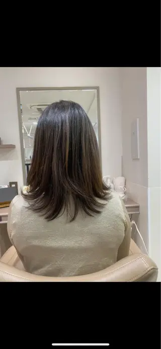 セミロング カラー Ash 銀座店所属・骨格補正カット /マンツーマン/のヘアスタイル