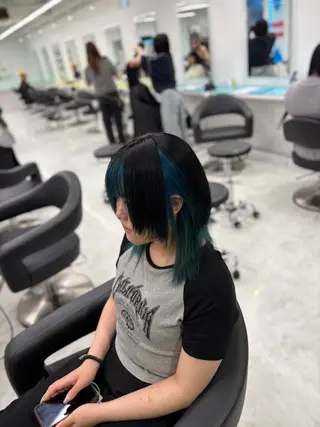 ミディアム カラー 大人っぽベージュ🤍 当日予約◎ヒロトのヘアスタイル