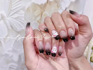 ネイル ✨Nailsalon Vi+✨のネイルデザイン