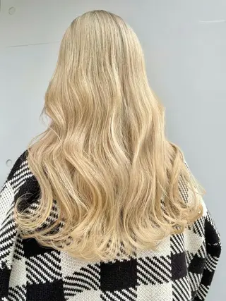 ロング もにか🌞原宿/渋谷 🌝ブリーチカラーのヘアスタイル