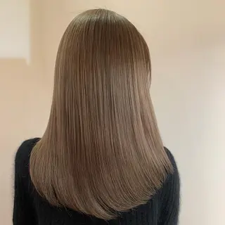 ロング Ｖｉｏｔ  銀座 樋口 桃佳のヘアスタイル