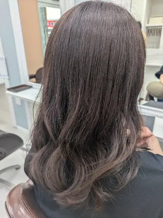 ロング RYUCK[リュック]所属・岡田/ スタイリストのヘアスタイル