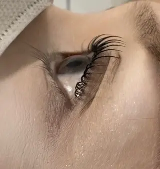 マツエク・マツパ poka lash所属・poka lash 奥村の眉毛・アイブロウイメージ