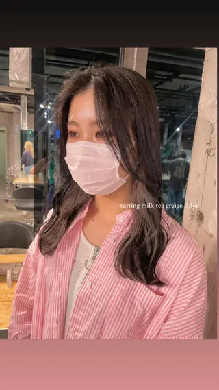 ロング カラー パーマ ヘアアレンジ メンズ キッズ ネイル マツエク・マツパ アイブロウ 透明感カラー・レイヤ ー🎀amika🎀のヘアスタイル