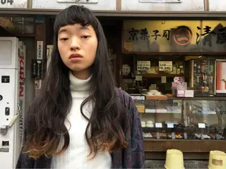 ミディアム セミロング ロング カラー パーマ ヘアアレンジ 酒井 麻里のヘアスタイル