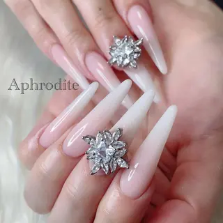 ネイル Aphrodite パラジェル認定サロンのネイルデザイン