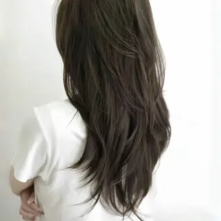 ロング armony (明治神宮前店)所属・明治神宮 ∕にこのヘアスタイル