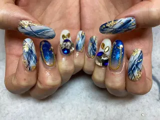 ネイル ネイルリボン 受付スタッフのネイルデザイン