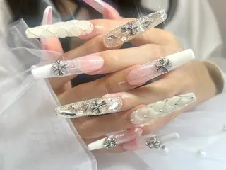 ネイル Air＋〈plus〉本八幡店所属・Air＋本八幡店 本宮のネイルデザイン