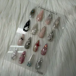 ネイル SHION  のネイルデザイン