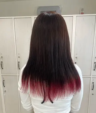 ロング カラー momo/メイク/ ハイトーン/アレンジのヘアスタイル